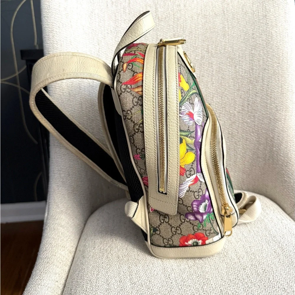 Authentic Gucci Ophidia GG Supreme Flora Backpack bag white leather gold GG logo